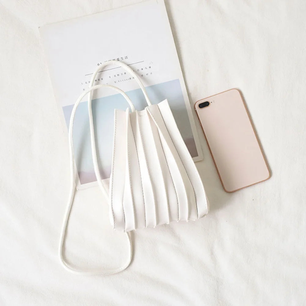 Faye geplooide crossbody 7